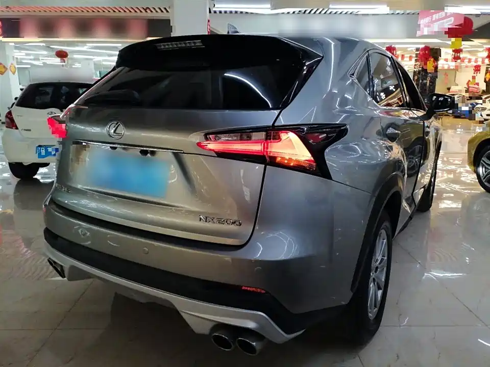 Lexus NX