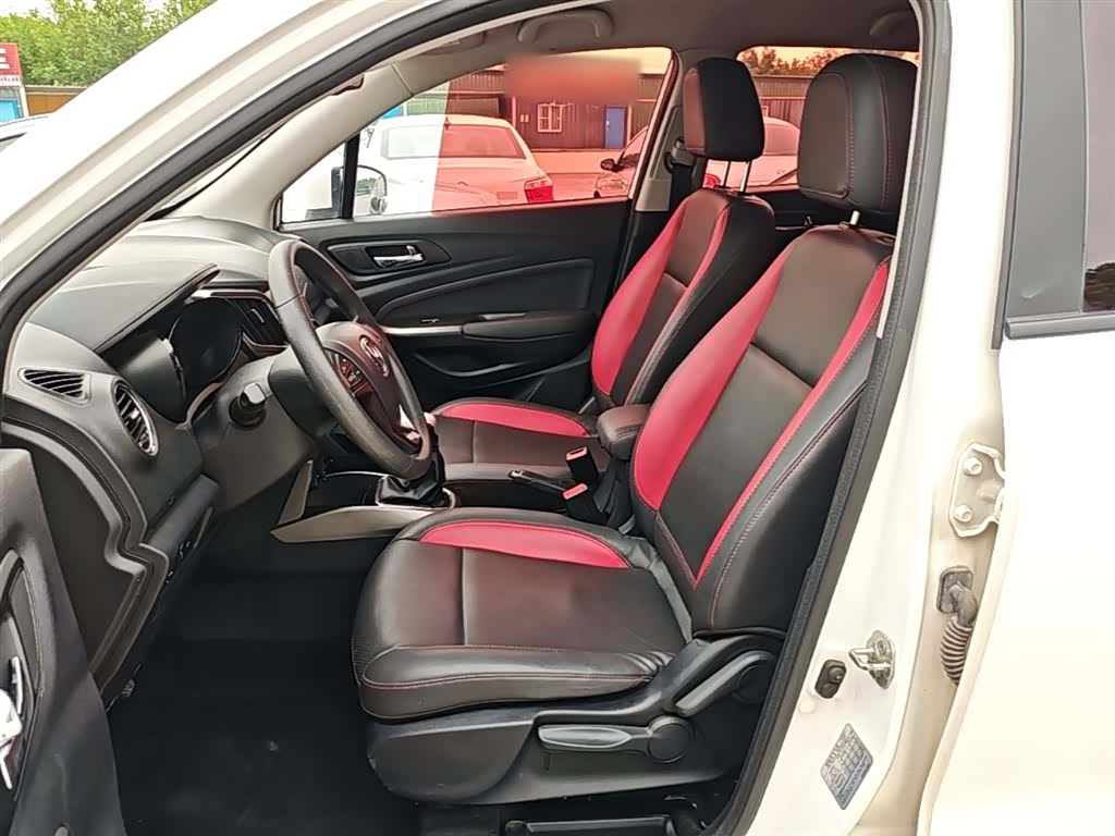 Changan CS15, 2018 15