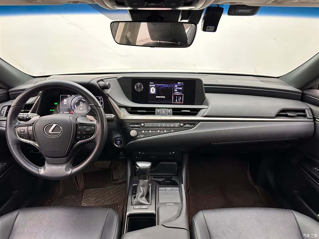 Lexus ES, 2021 10