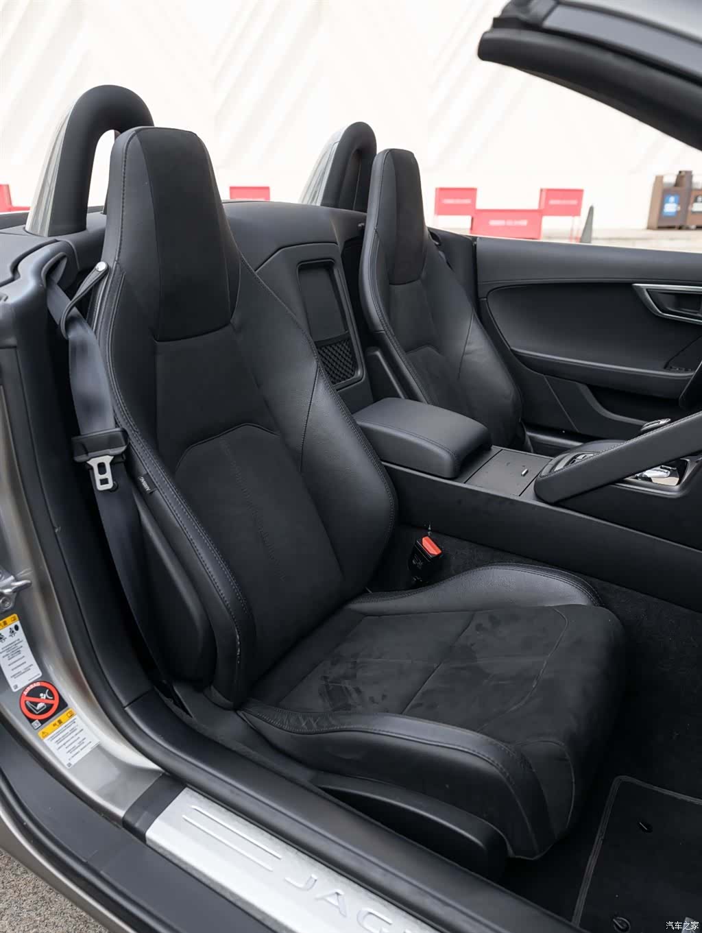 Jaguar F-TYPE, 2018 17