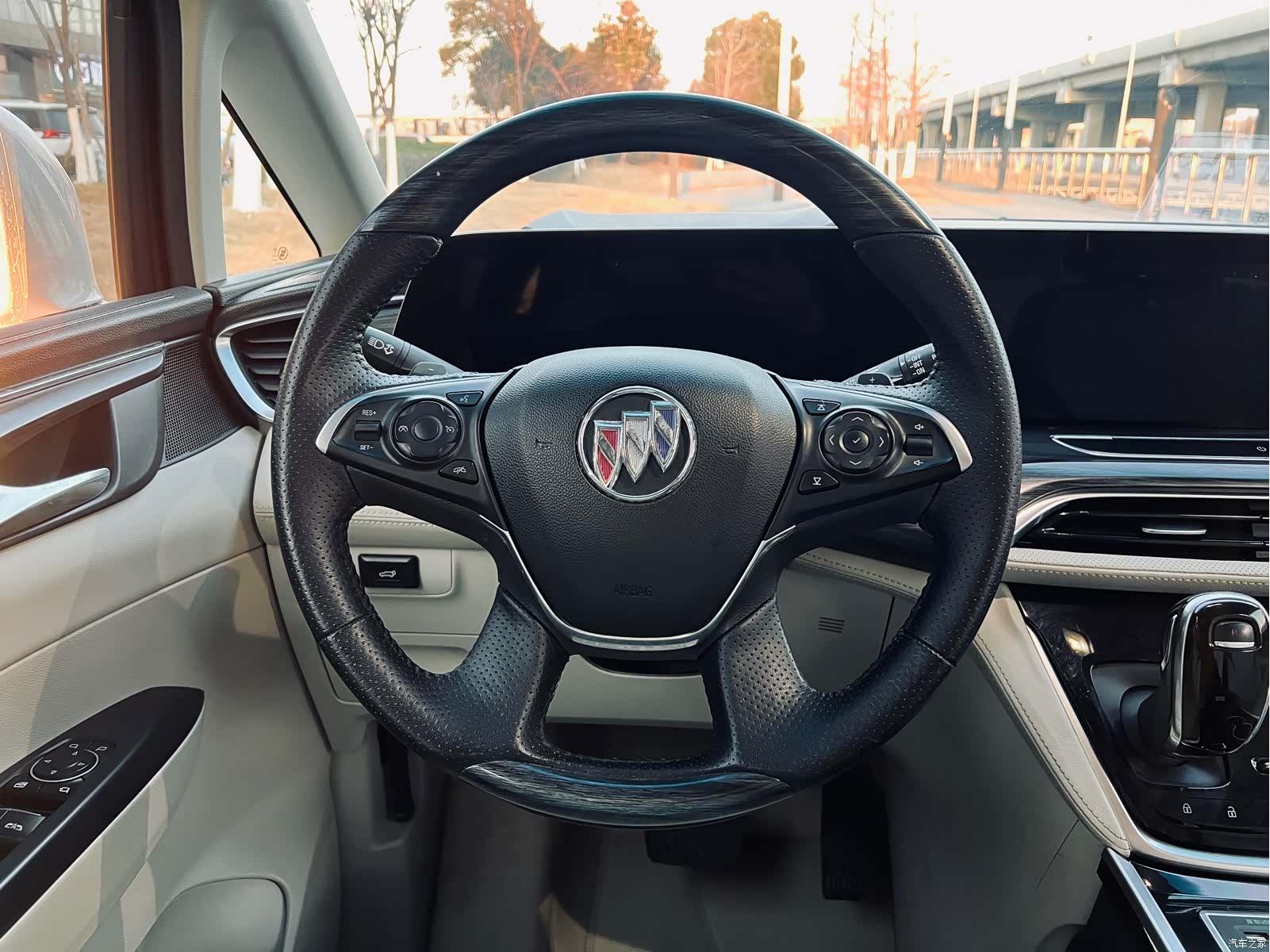 Buick GL8, 2020 12