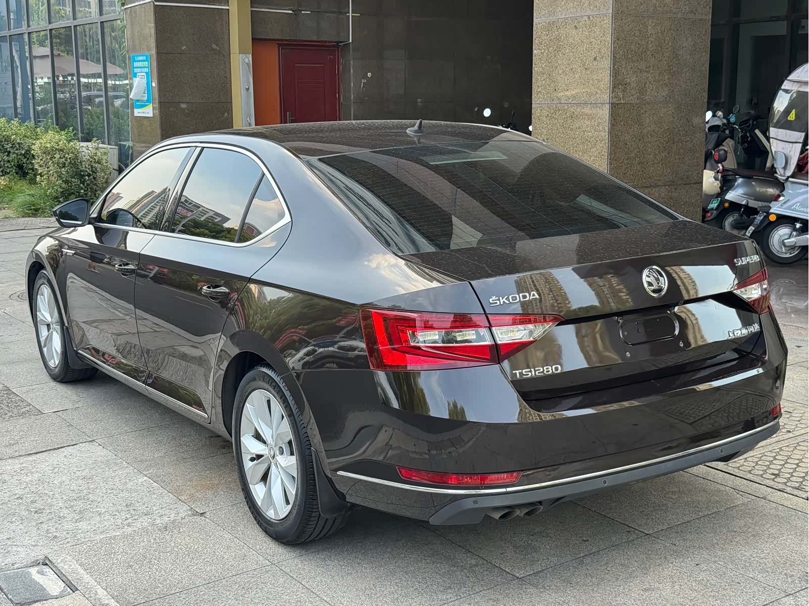 Skoda Superb, 2016 4
