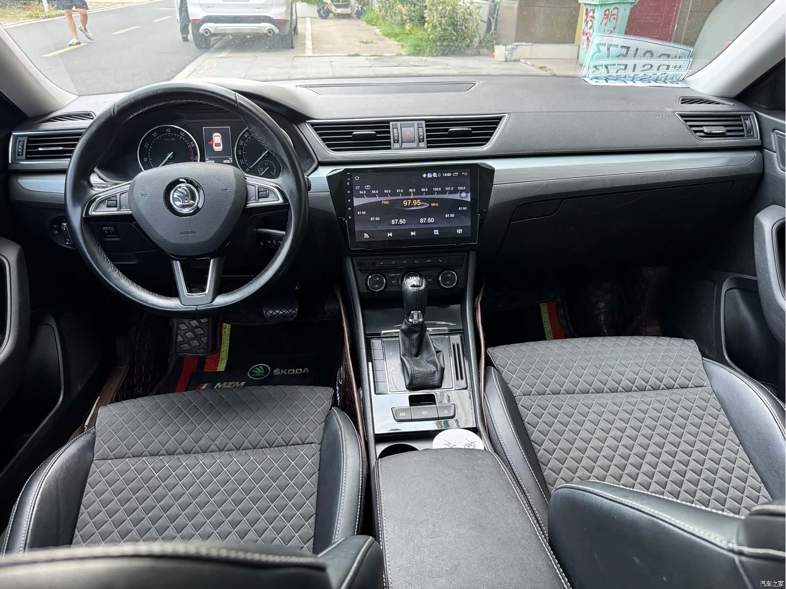 Skoda Superb, 2016 9