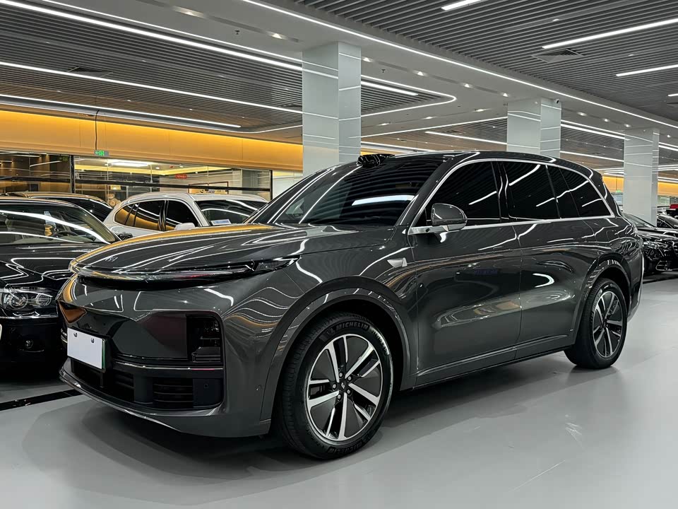 Li Auto Ideal L8