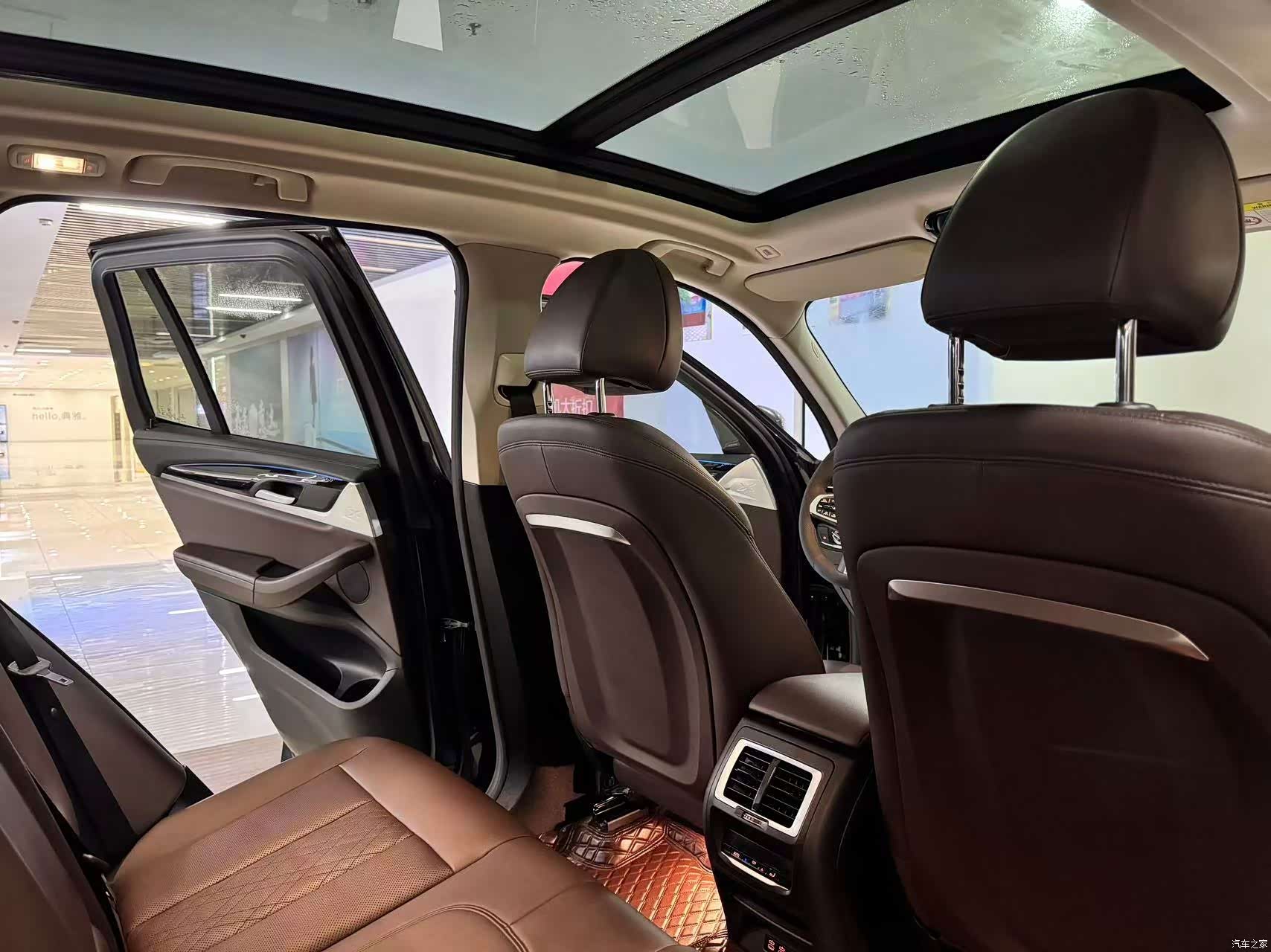BMW iX3, 2022 все фото