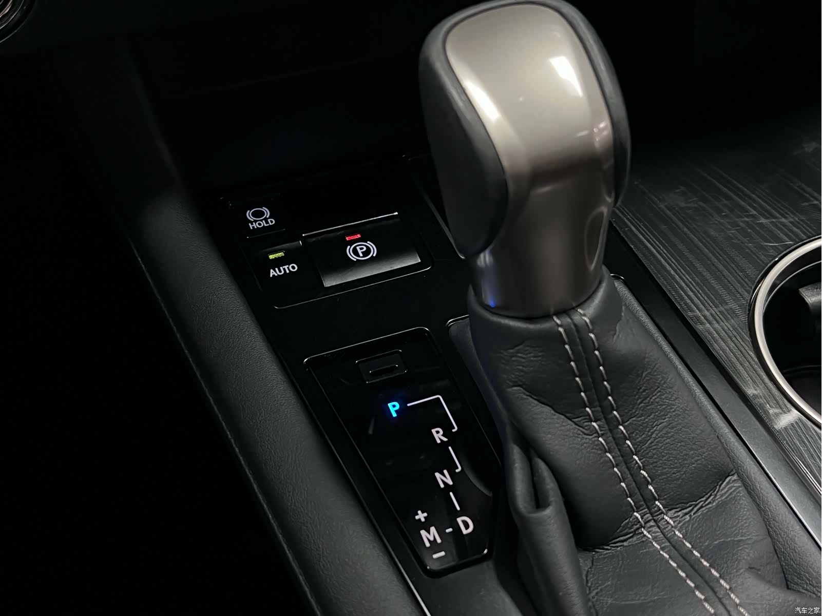 Lexus RX, 2017 28