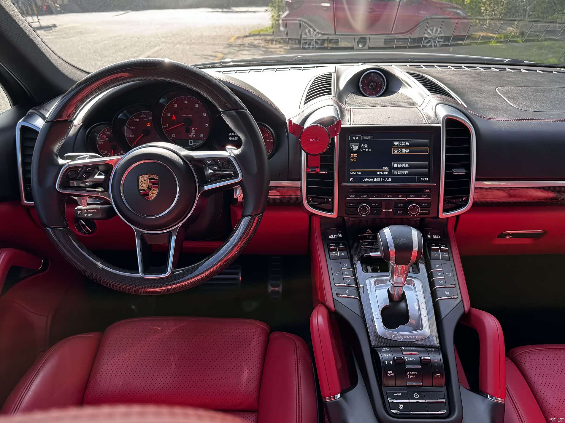 Porsche Cayenne, 2016 15