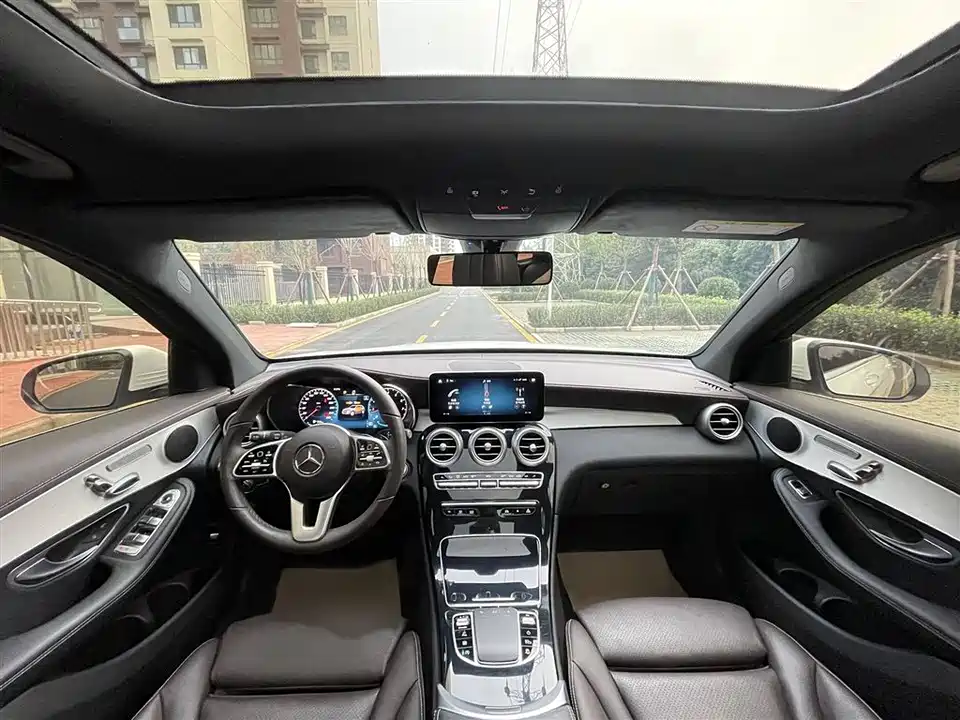 Mercedes-Benz GLC Mercedes-Benz GLC