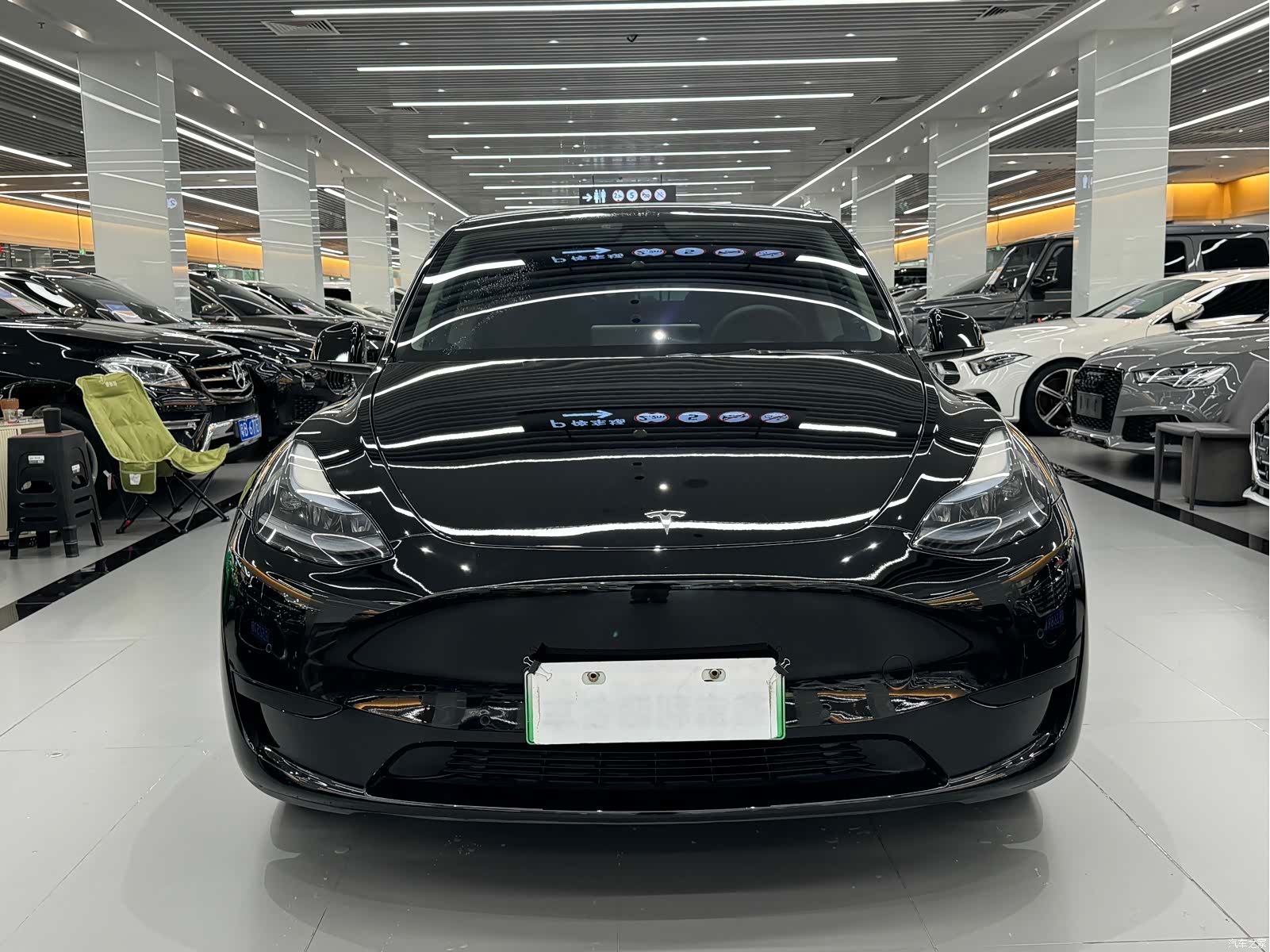 Tesla Model Y, 2023 2