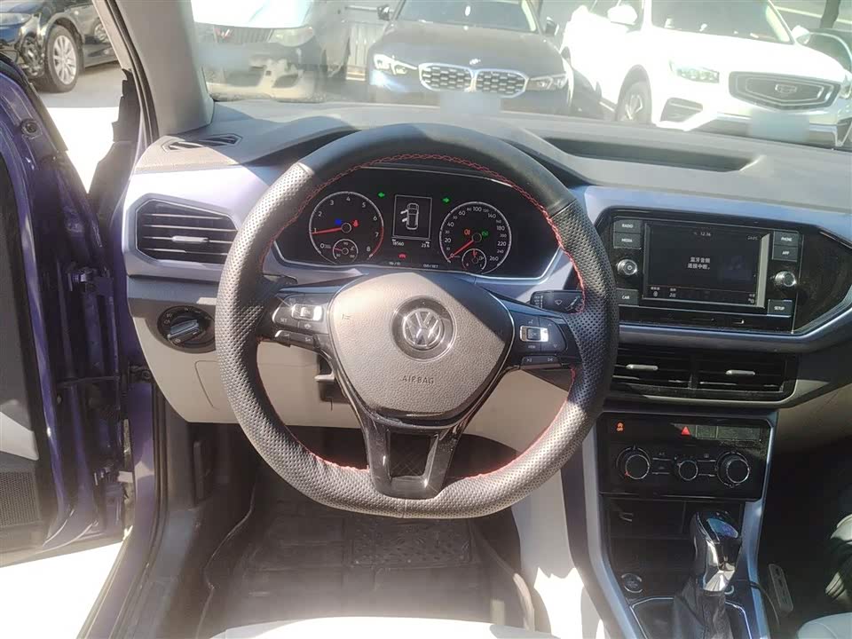 Volkswagen Tu Kai