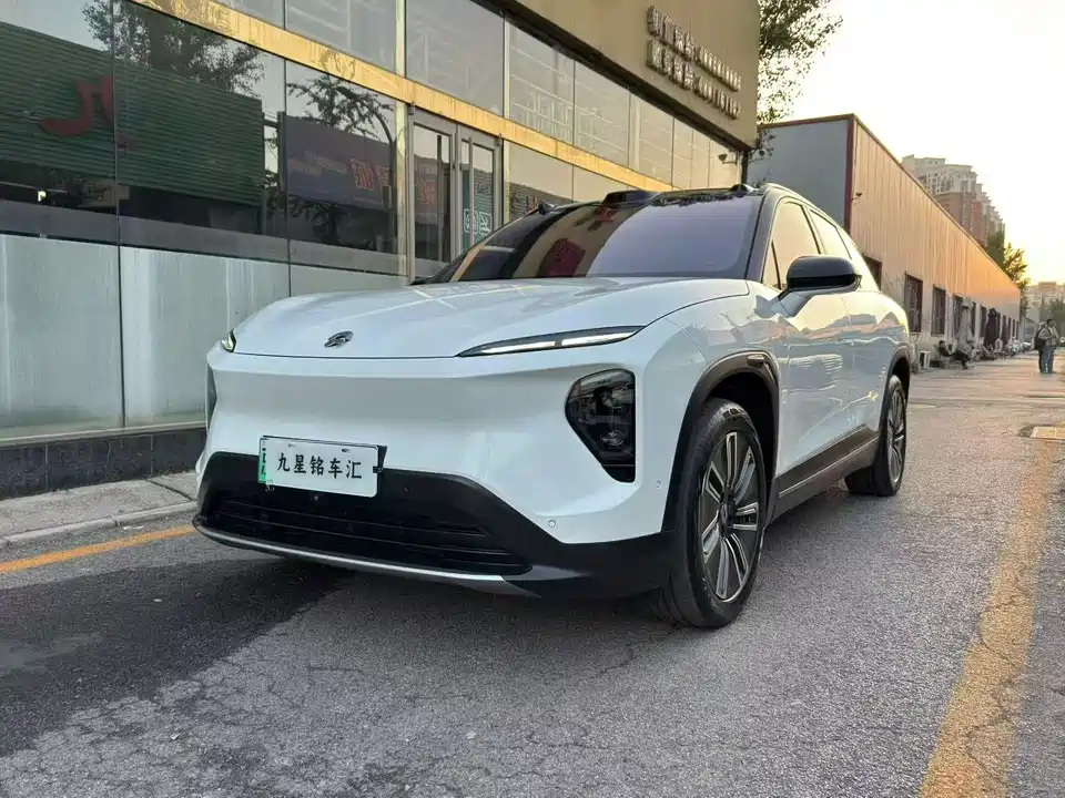 NIO ES7
