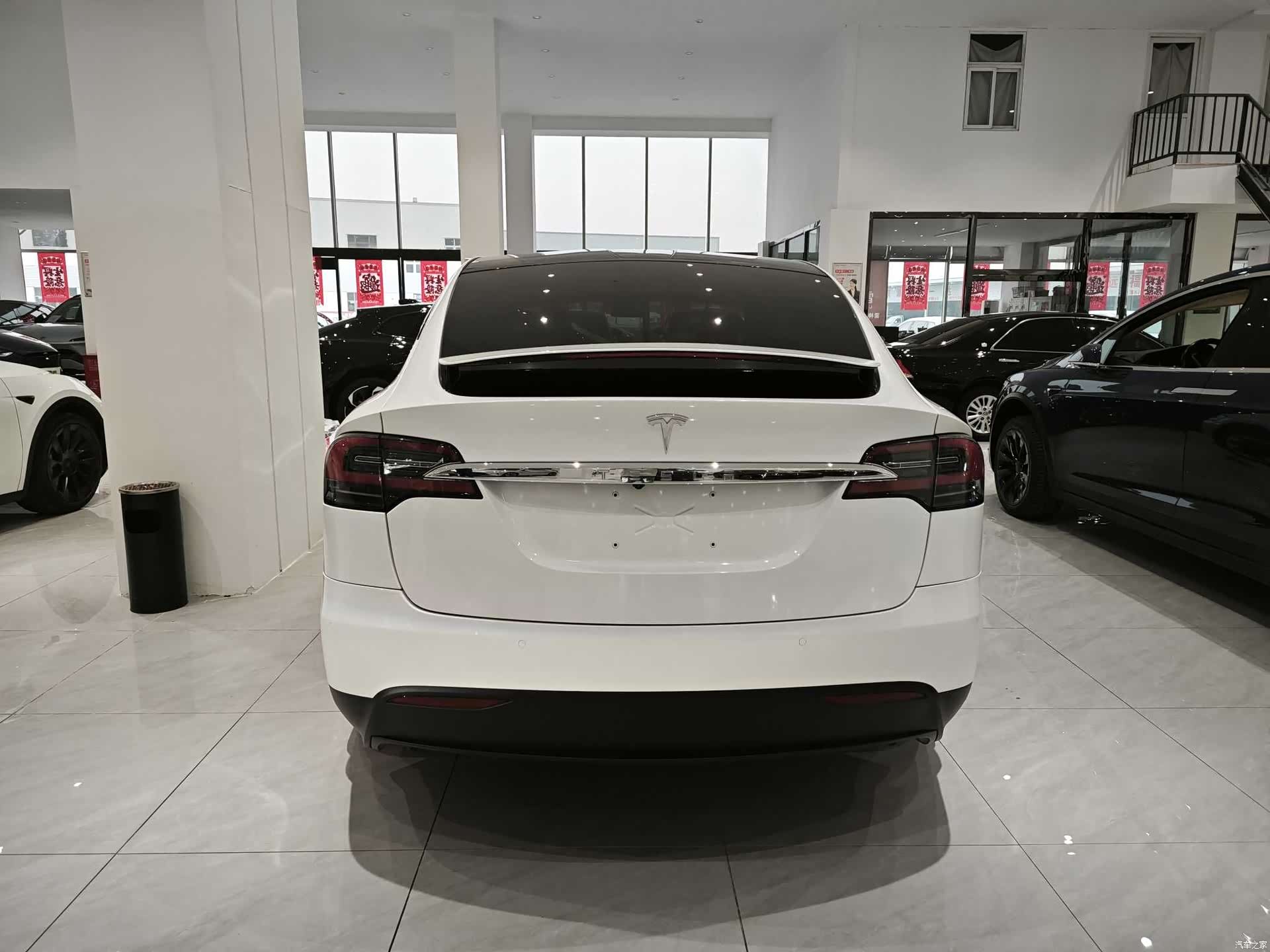Tesla Model X, 2020 все фото