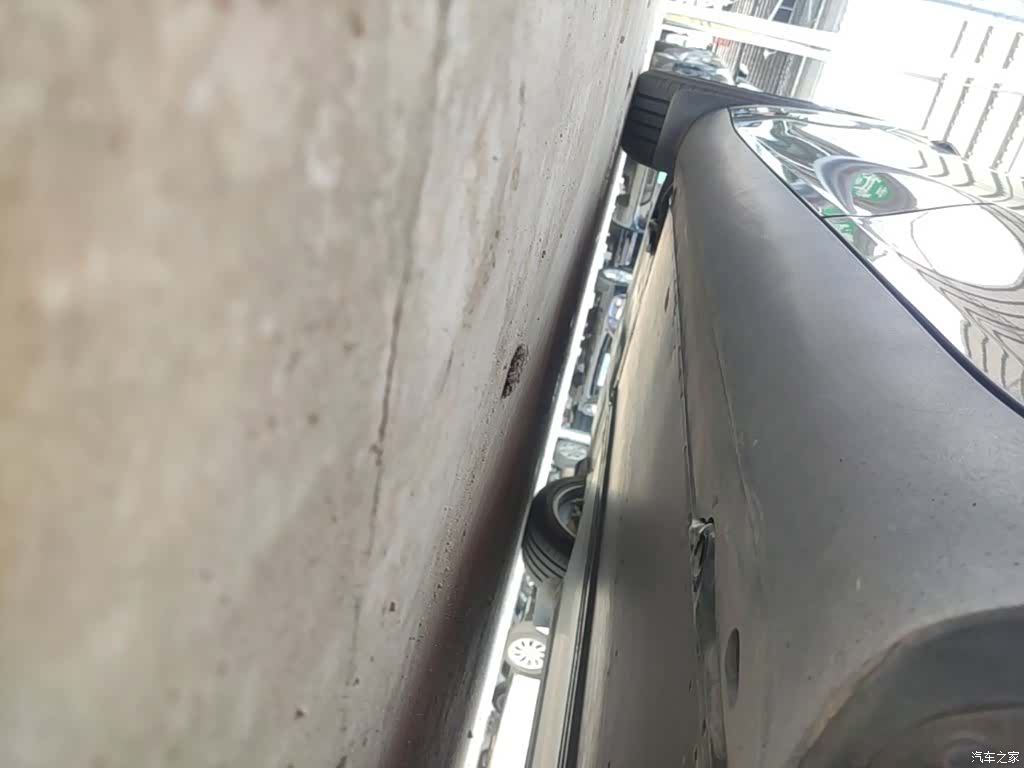 Tesla Model Y, 2023 22