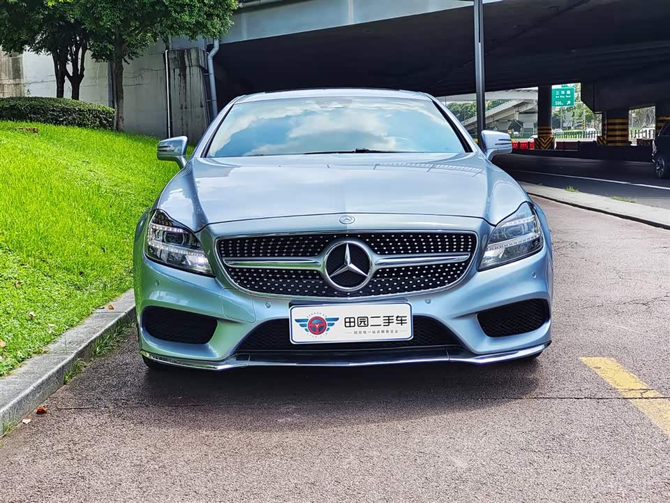 Mercedes-Benz CLS Mercedes-Benz CLS