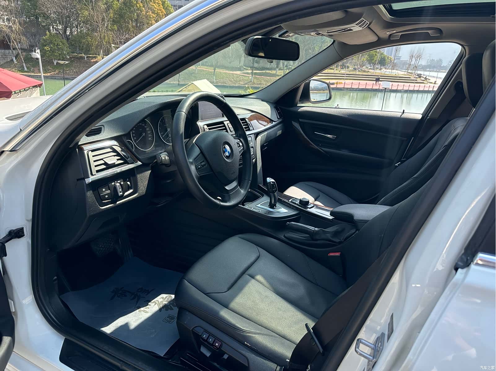 BMW 3 Series, 2013 9