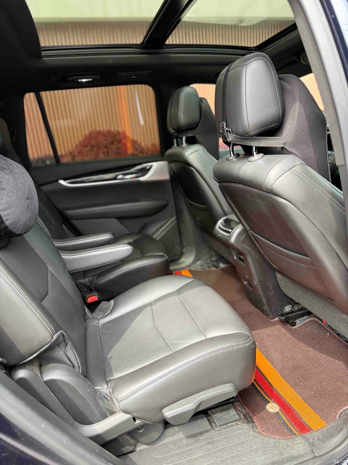 Cadillac XT6, 2022 13