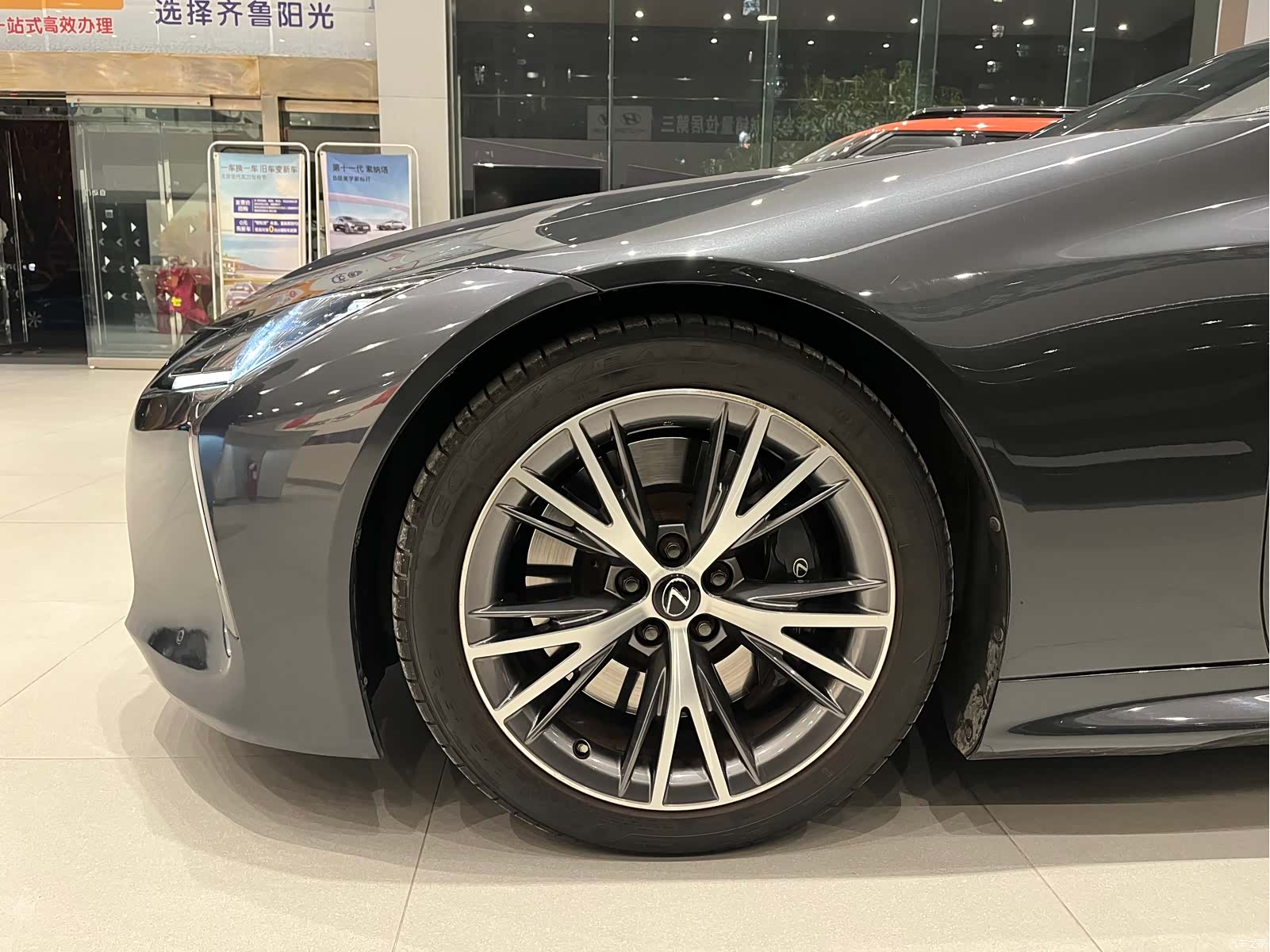 Lexus LC, 2019 все фото