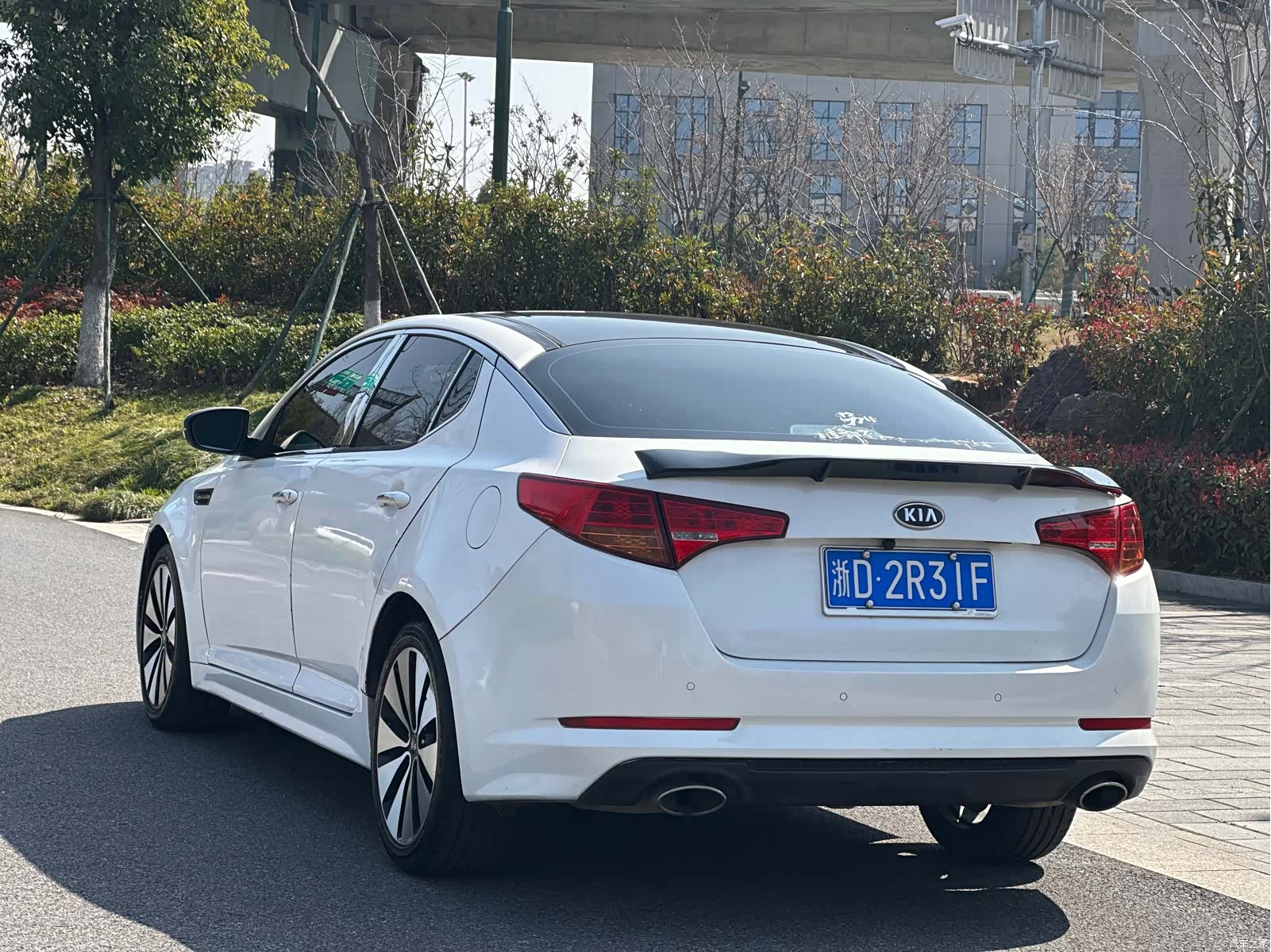 Kia K5, 2012 4