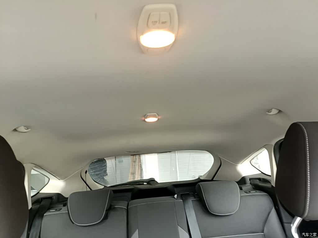 Ford Focus, 2014 18