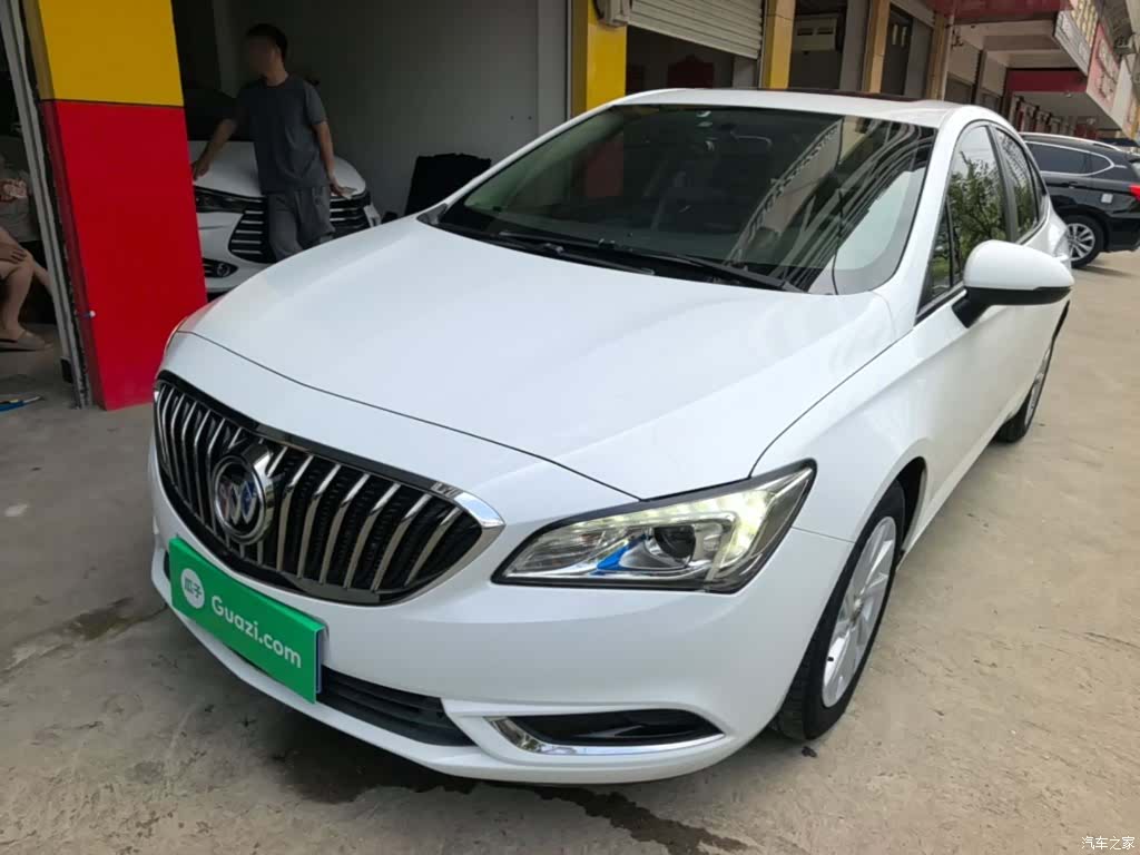 Buick Verano, 2017 1