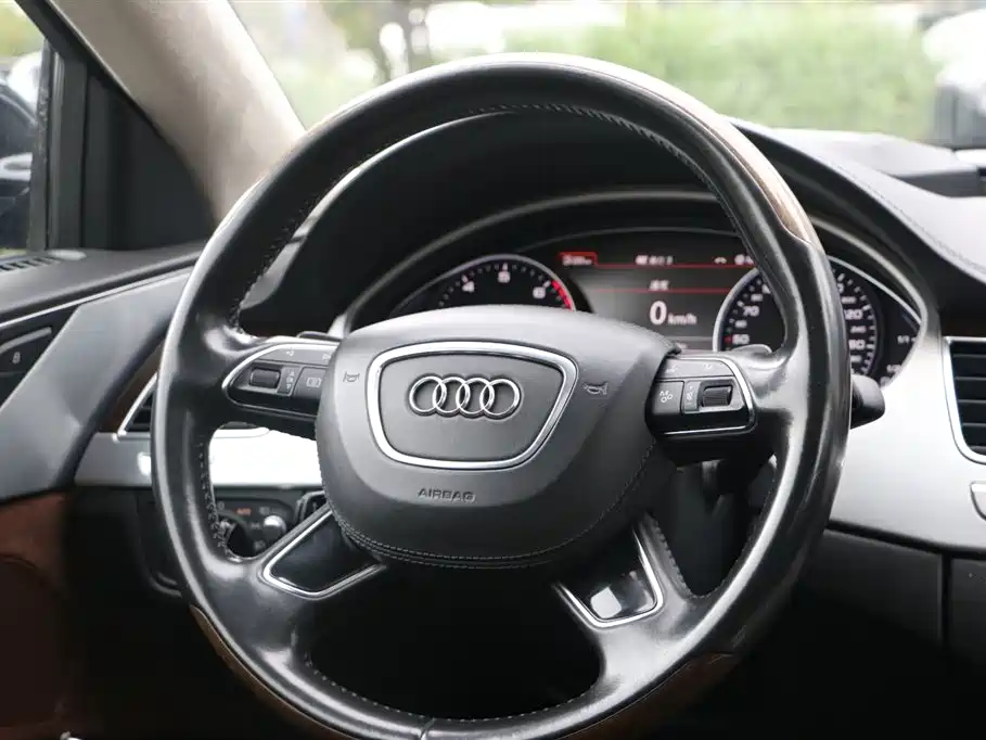 Audi A8 Audi A8