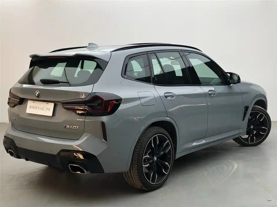 BMW X3 M40i