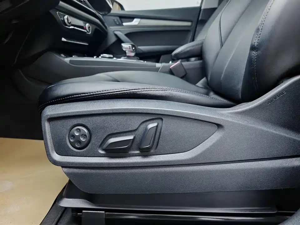 Audi Q5L Audi Q5L