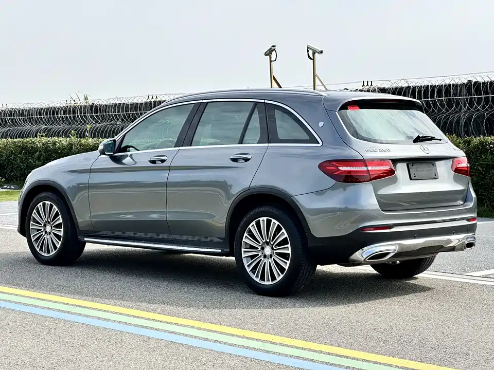 Mercedes-Benz GLC Mercedes-Benz GLC