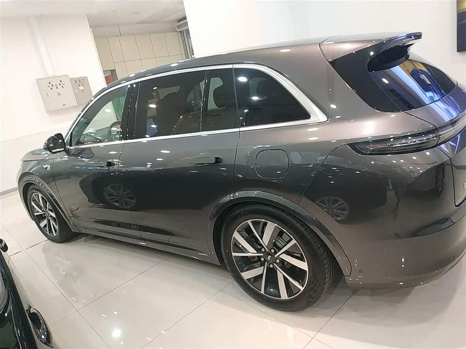 Li Auto Ideal L7
