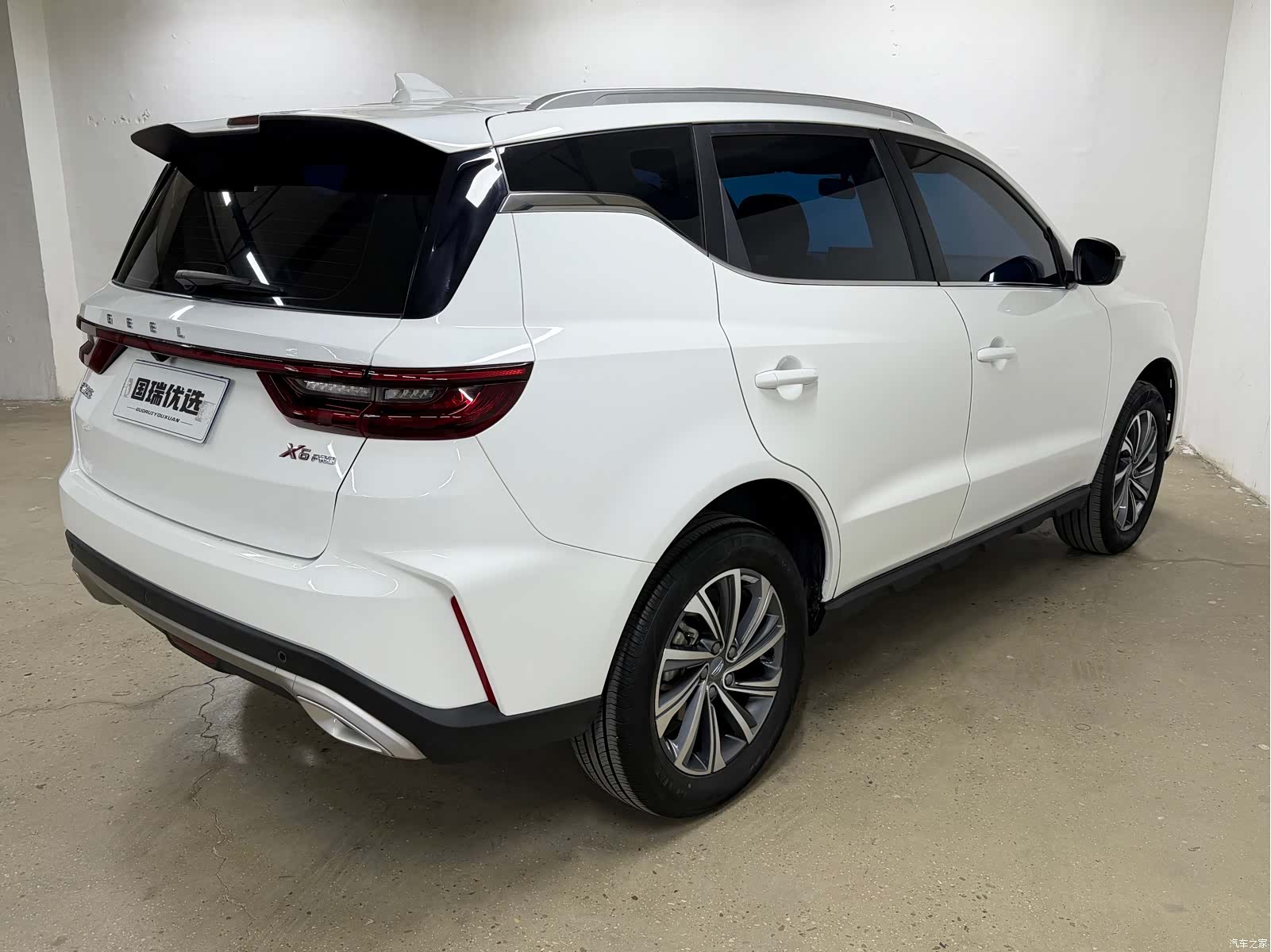 Geely X6, 2023 все фото