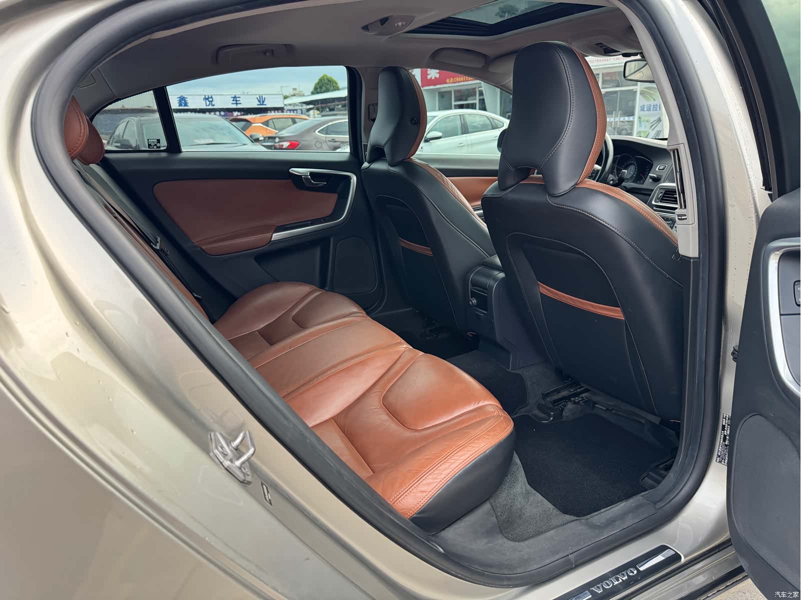 Volvo S60, 2015 10