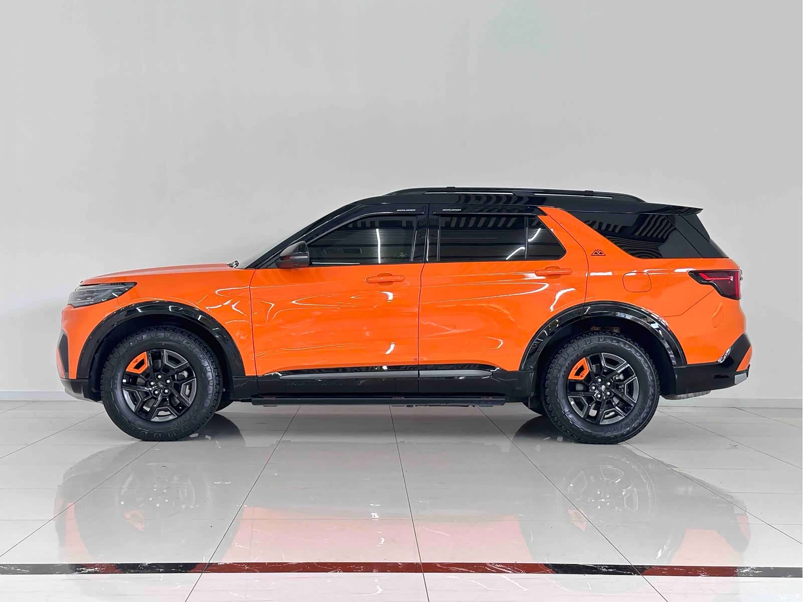 Ford Explorer, 2024 6