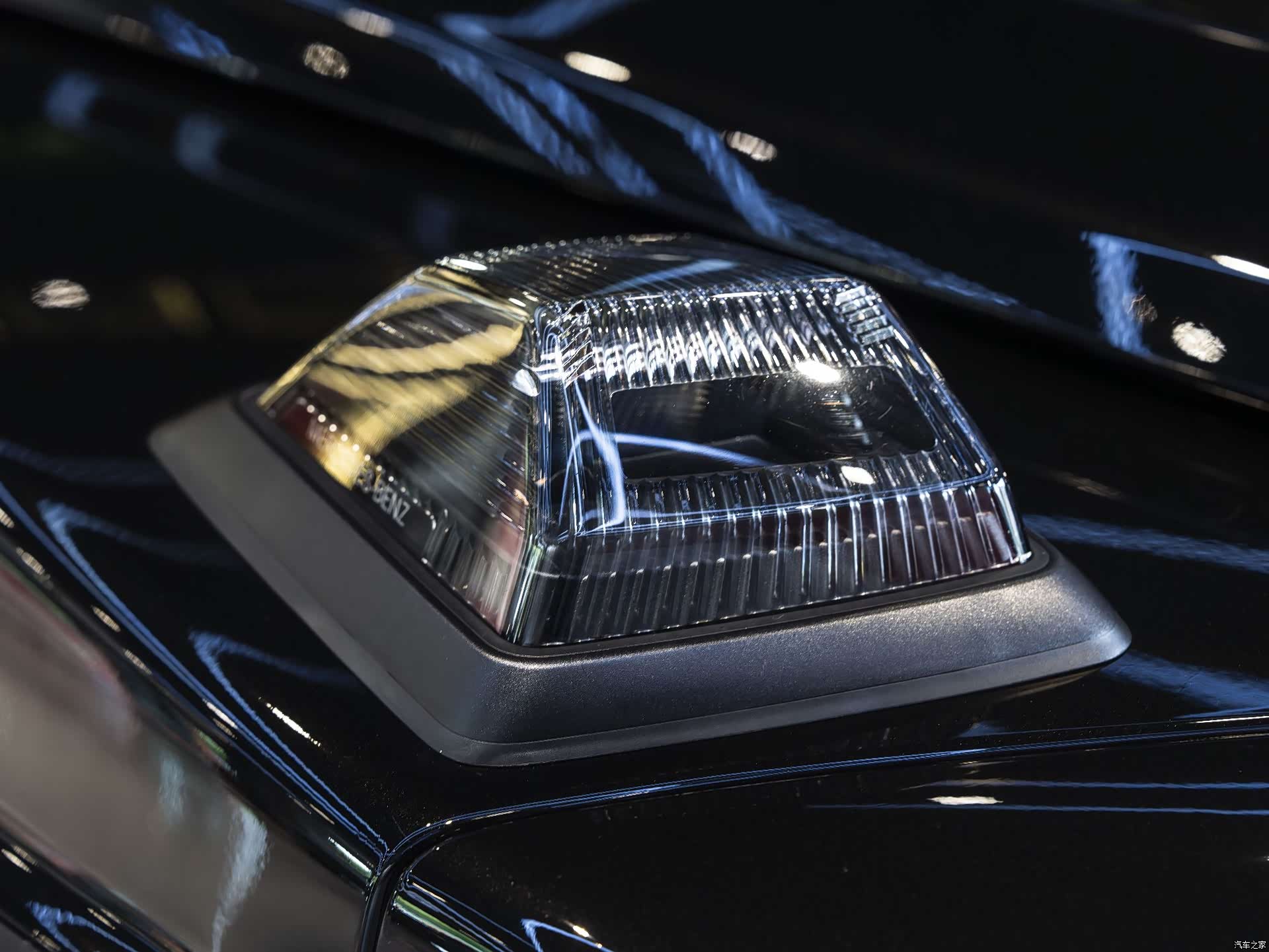 Mercedes-Benz G-Class, 2024 8