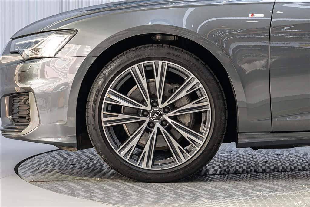 Audi A6L, 2022 8