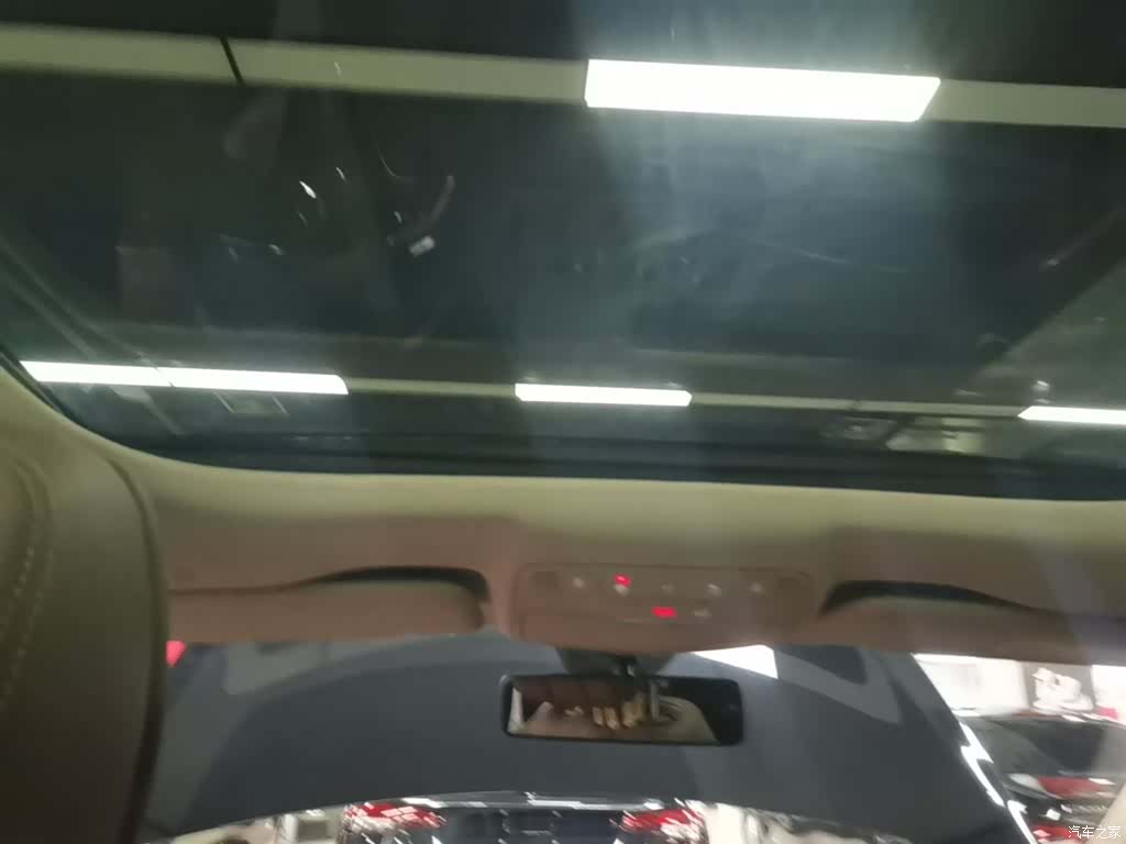 Mercedes-Benz E-Class, 2023 18
