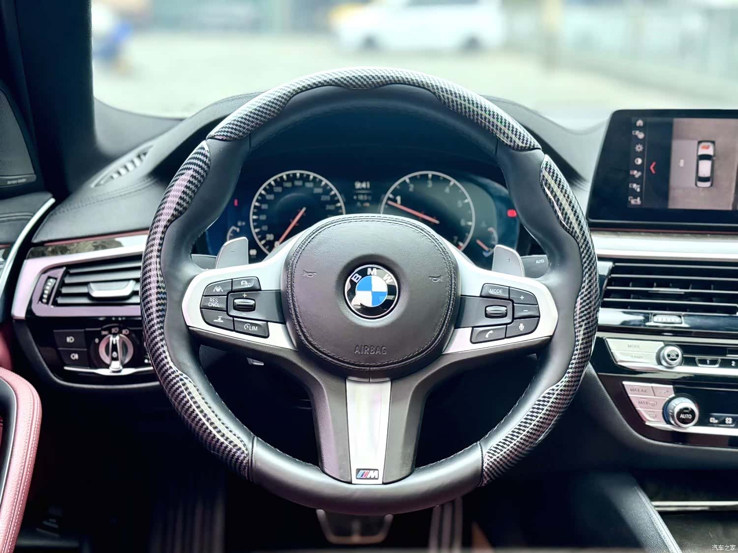 BMW 5 Series, 2019 все фото