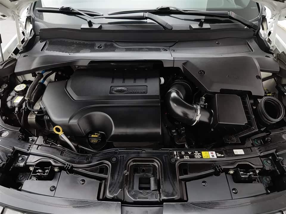 Land Rover Discover sports