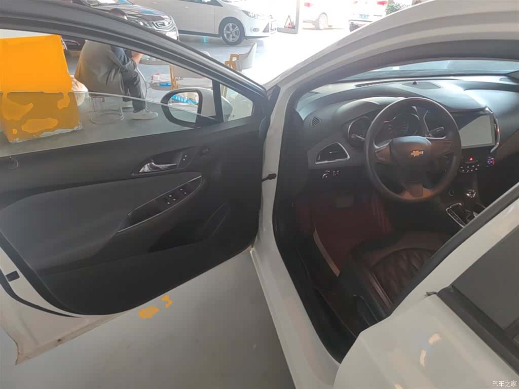 Chevrolet 320, 2018 16