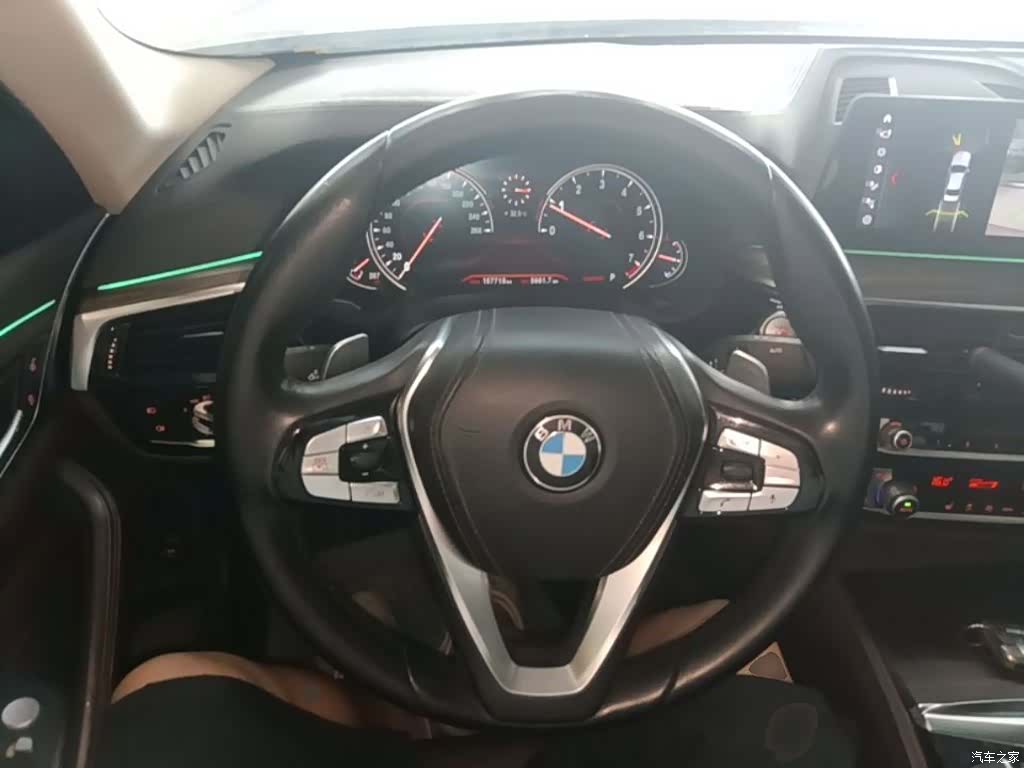 BMW 5 Series, 2018 11