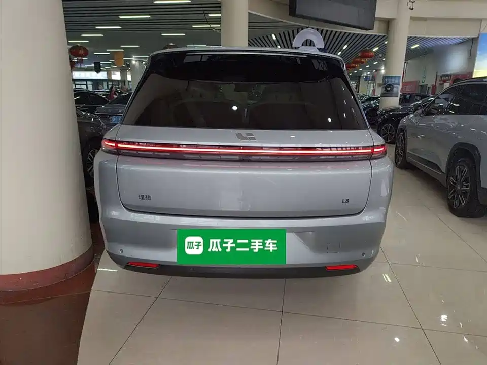 Li Auto Ideal L8