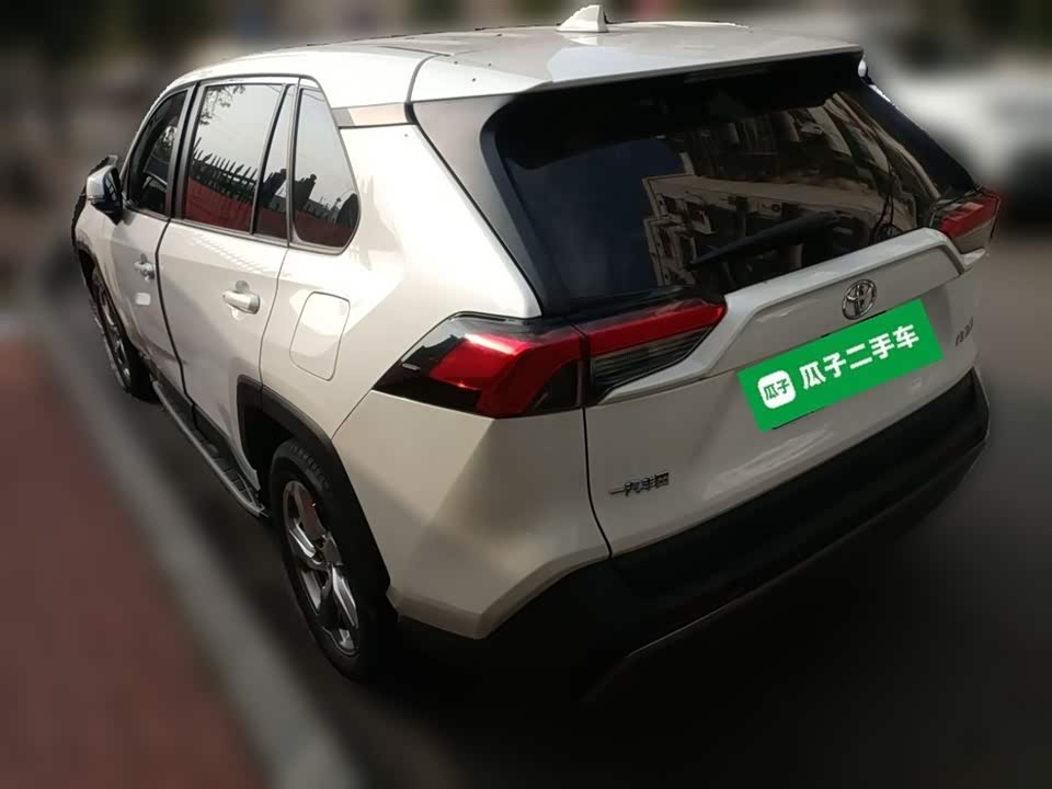 Toyota RAV4 Rongfang