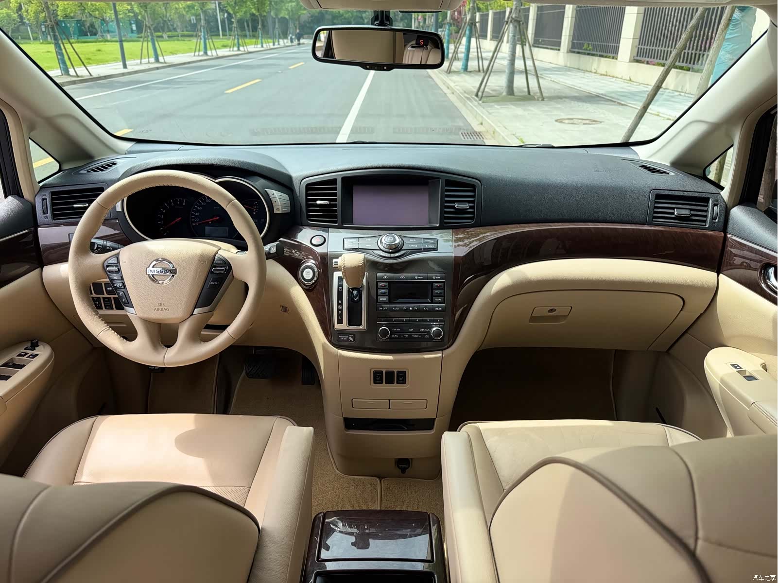 Nissan SL, 2015 10