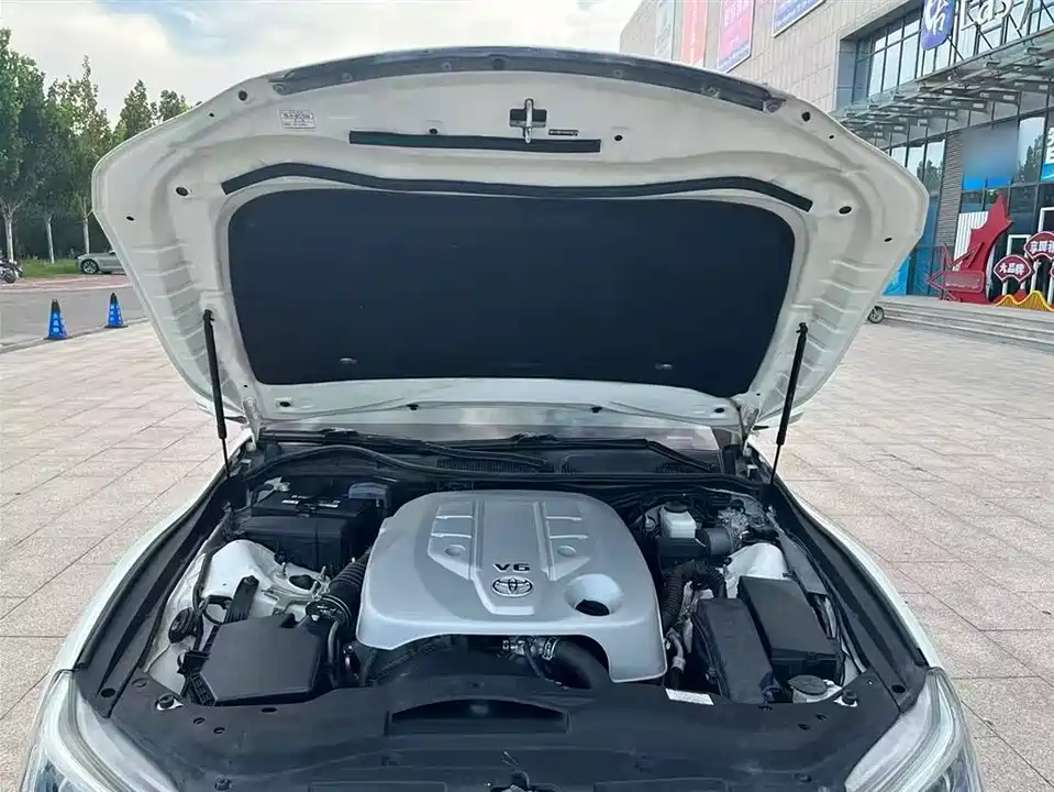 Toyota Reiz Toyota Reiz