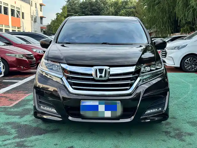 Honda Elysion 2017 — купить из Китая под заказ