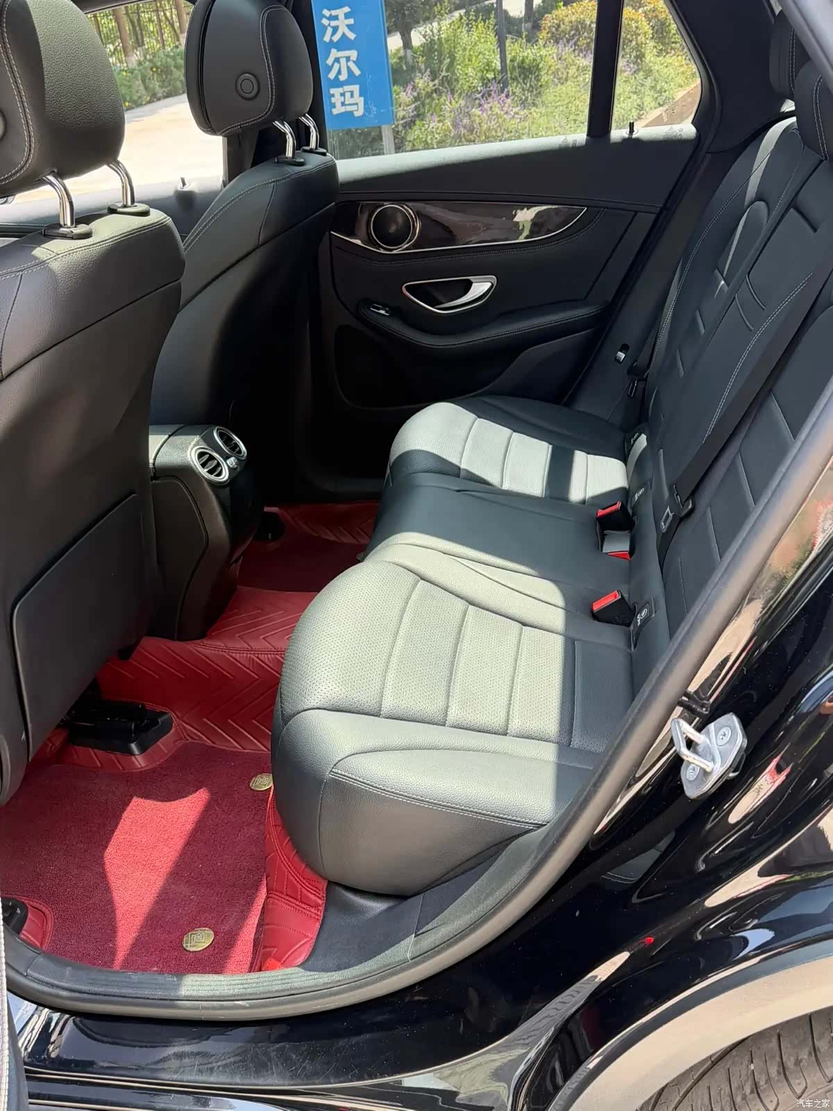 Mercedes-Benz GLC, 2018 11