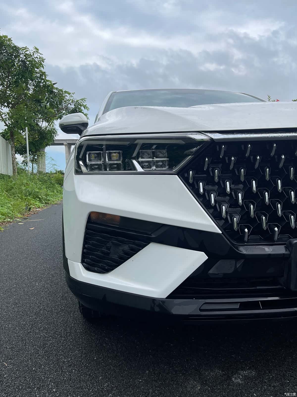 Bestune T77, 2019 7