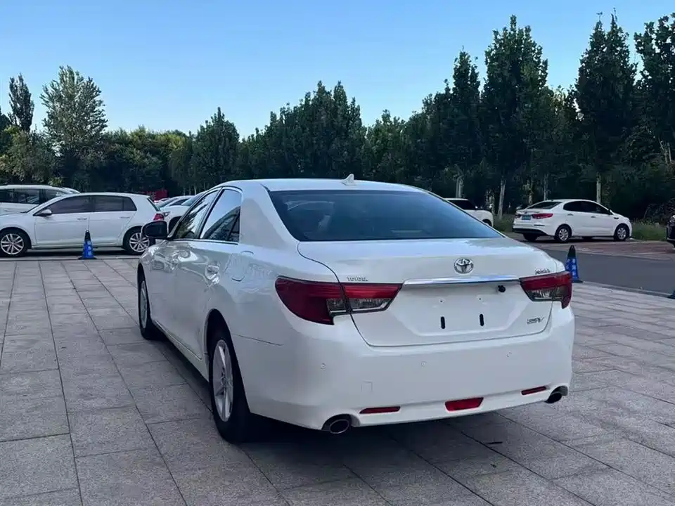 Toyota Reiz Toyota Reiz