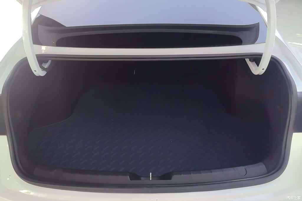 Geely Preface, 2021 4