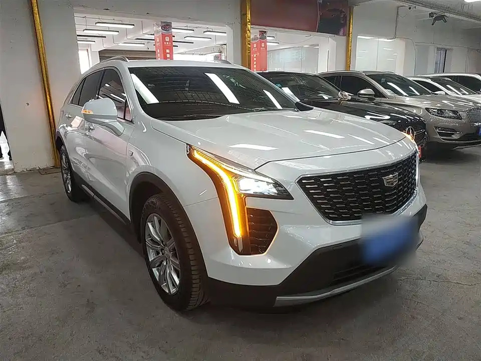 Cadillac XT4
