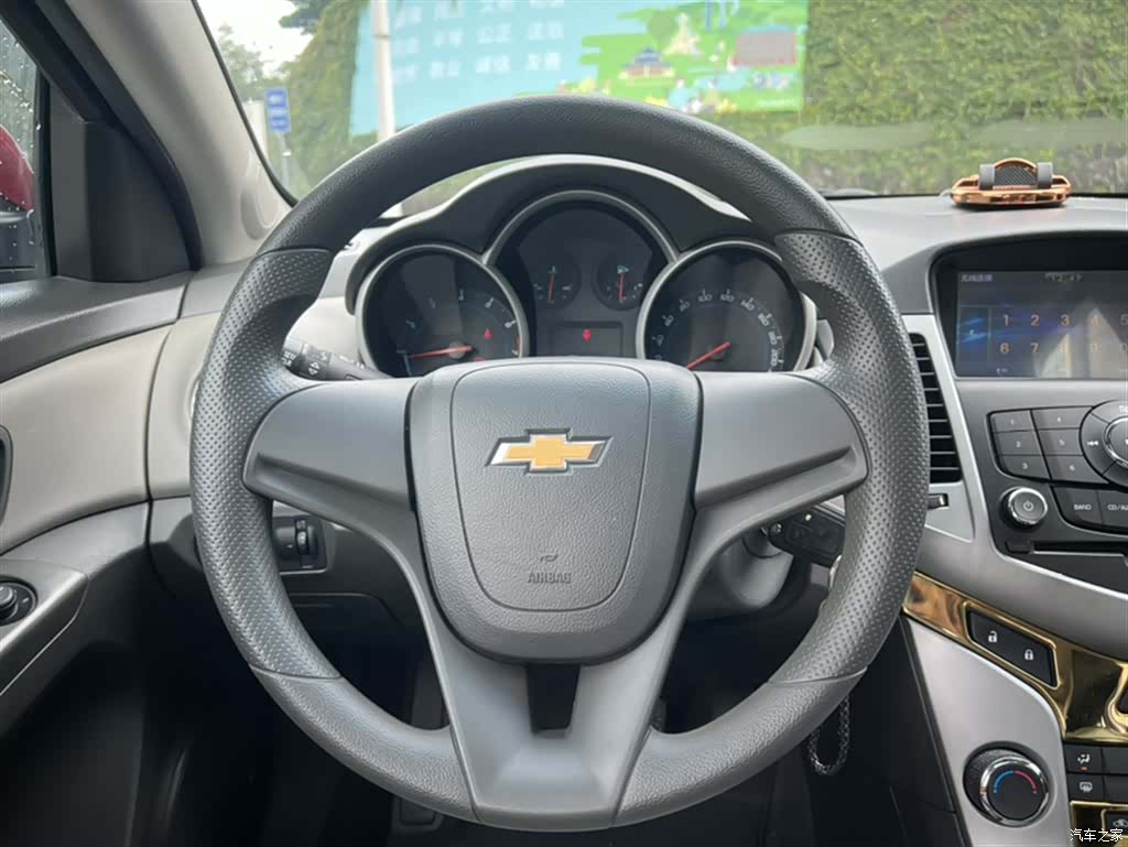 Chevrolet SL, 2014 16